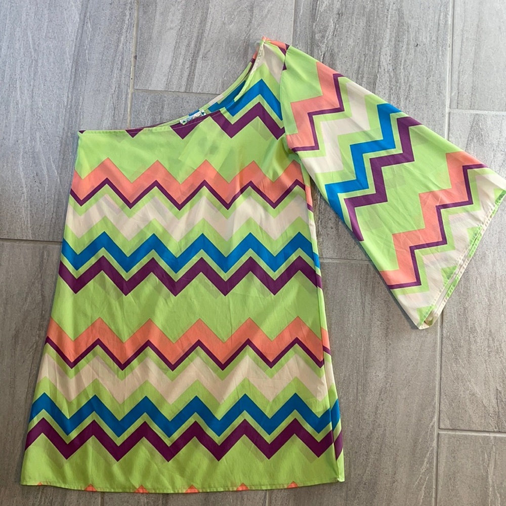 Women’s dress